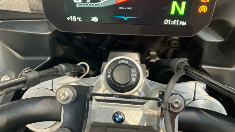 BMW F900 XR (25MY)